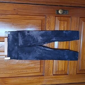 Zyia Active Midnight Hendrix Brilliant Hi-Rise Ankle Length Leggings 6/8